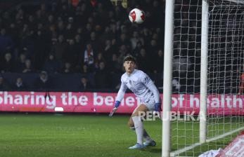 Kepa willing to cut salary to leave Chelsea
