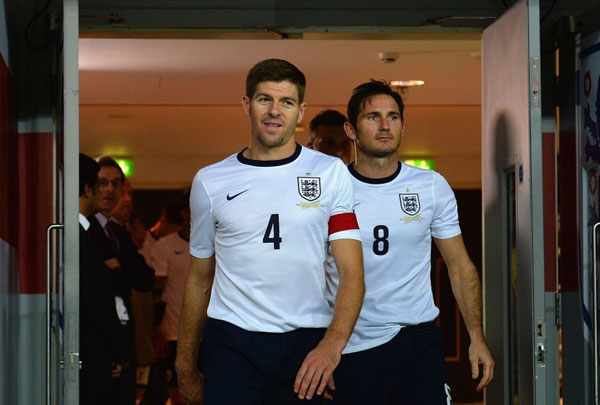◤FIFA World Cup tại Qatar◢ Steven Gerrard và Frank Lampard tin tưởng tuyển Anh sẽ đi hết chặng đường và giành cúp..