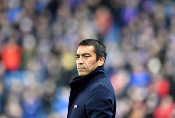 ◤Scotland Premiership◢ Rangers sa thải Giovanni Van Bronckhorst sau chuỗi thành tích tệ hại ở giải VĐQG..