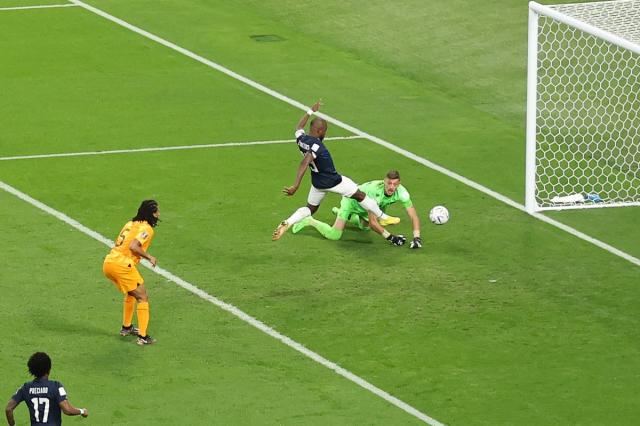 Qatar World Cup - Ecuador draws 1-1 with Netherlands