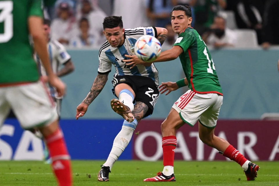 World Cup Qatar - Messi lại ghi bàn khi Argentina đánh bại Mexico 2-0