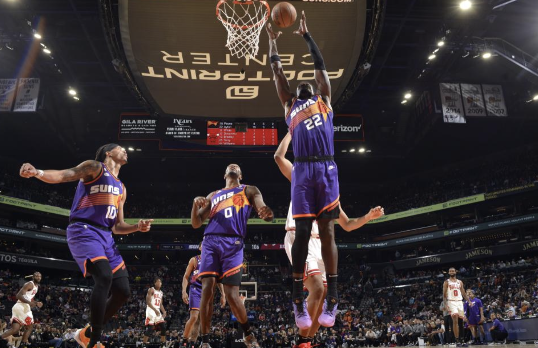 [NBA mùa giải thường] Suns lại đánh bại Bulls với siêu sức mạnh và đứng đầu bảng xếp hạng!