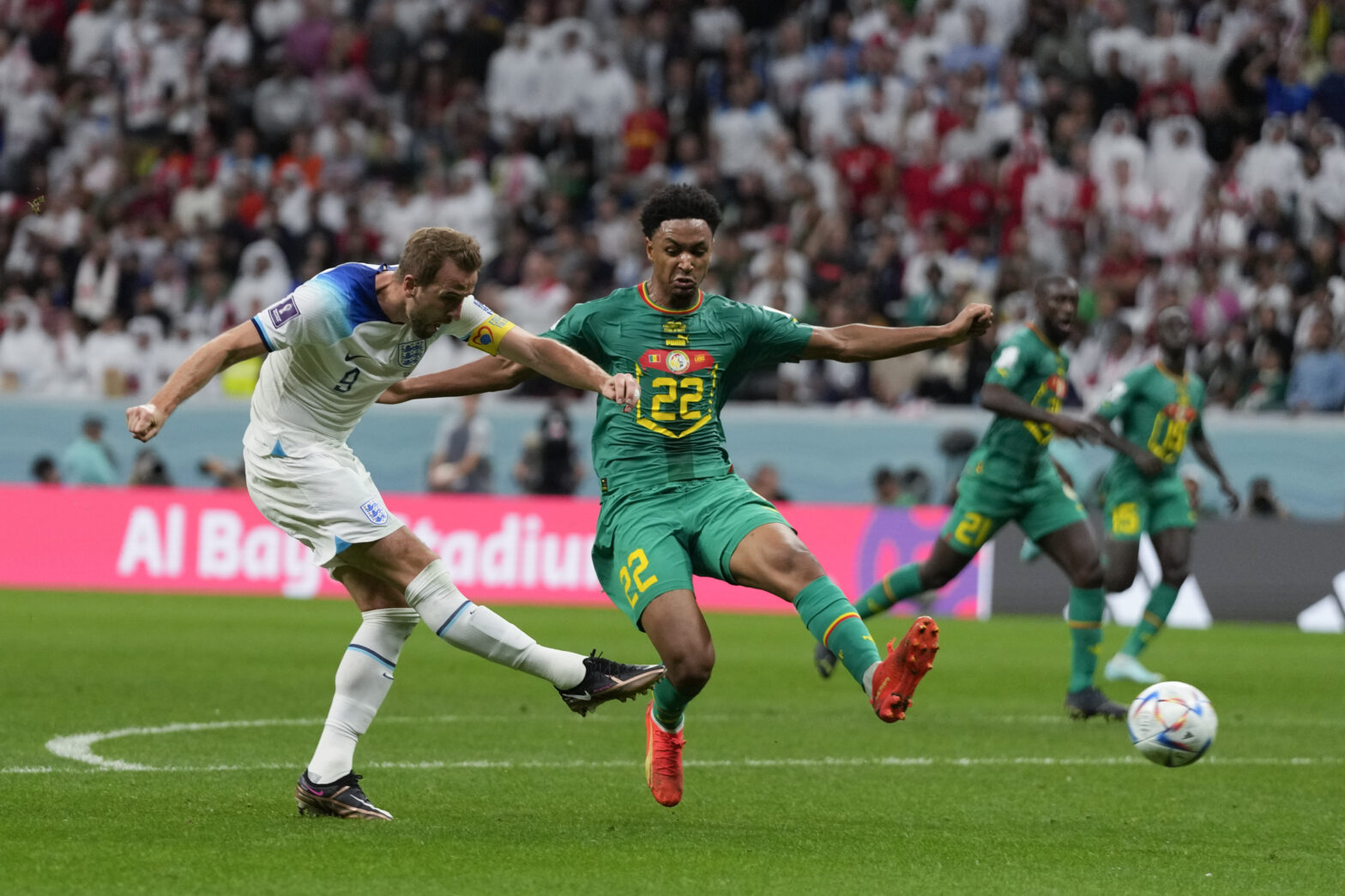 Kapten Kane terbangun dan mencetak gol pertamanya di Piala Dunia ini! Lebih banyak gol di pertandingan internasional Inggris daripada Lineker