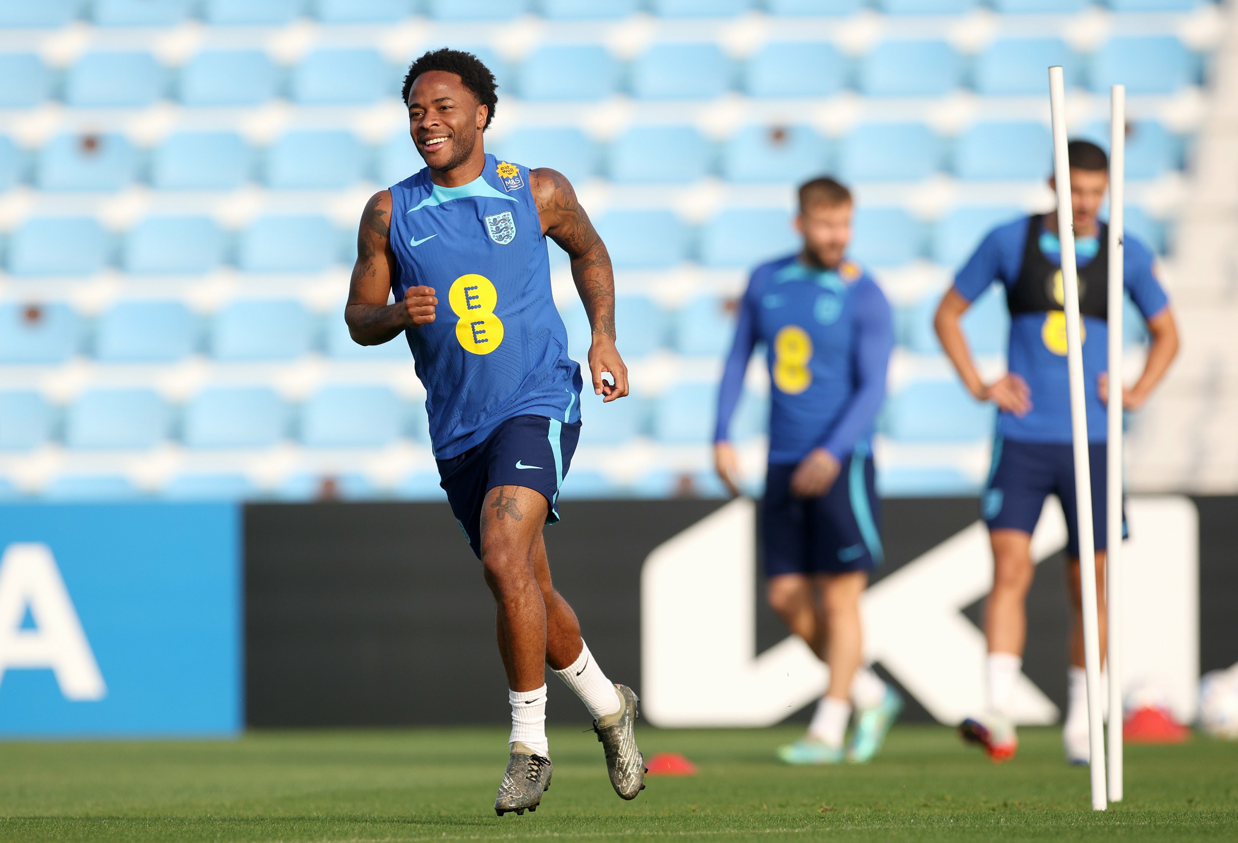 Resmi: Pemain sayap Inggris Raheem Sterling segera kembali ke tim