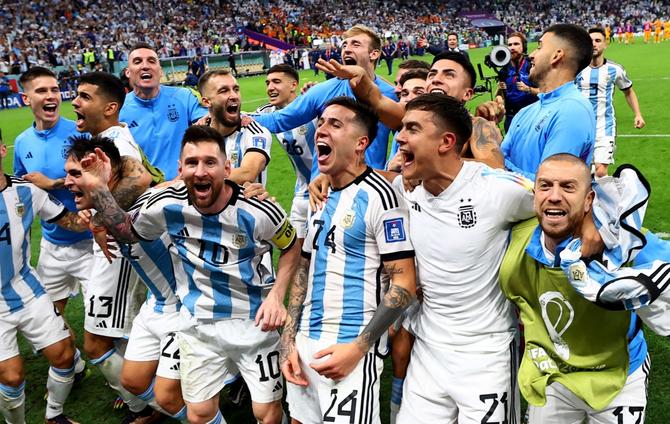 Argentina broke into the semi-finals of the World Cup after eight years! Messi breaks Pele's record for assists