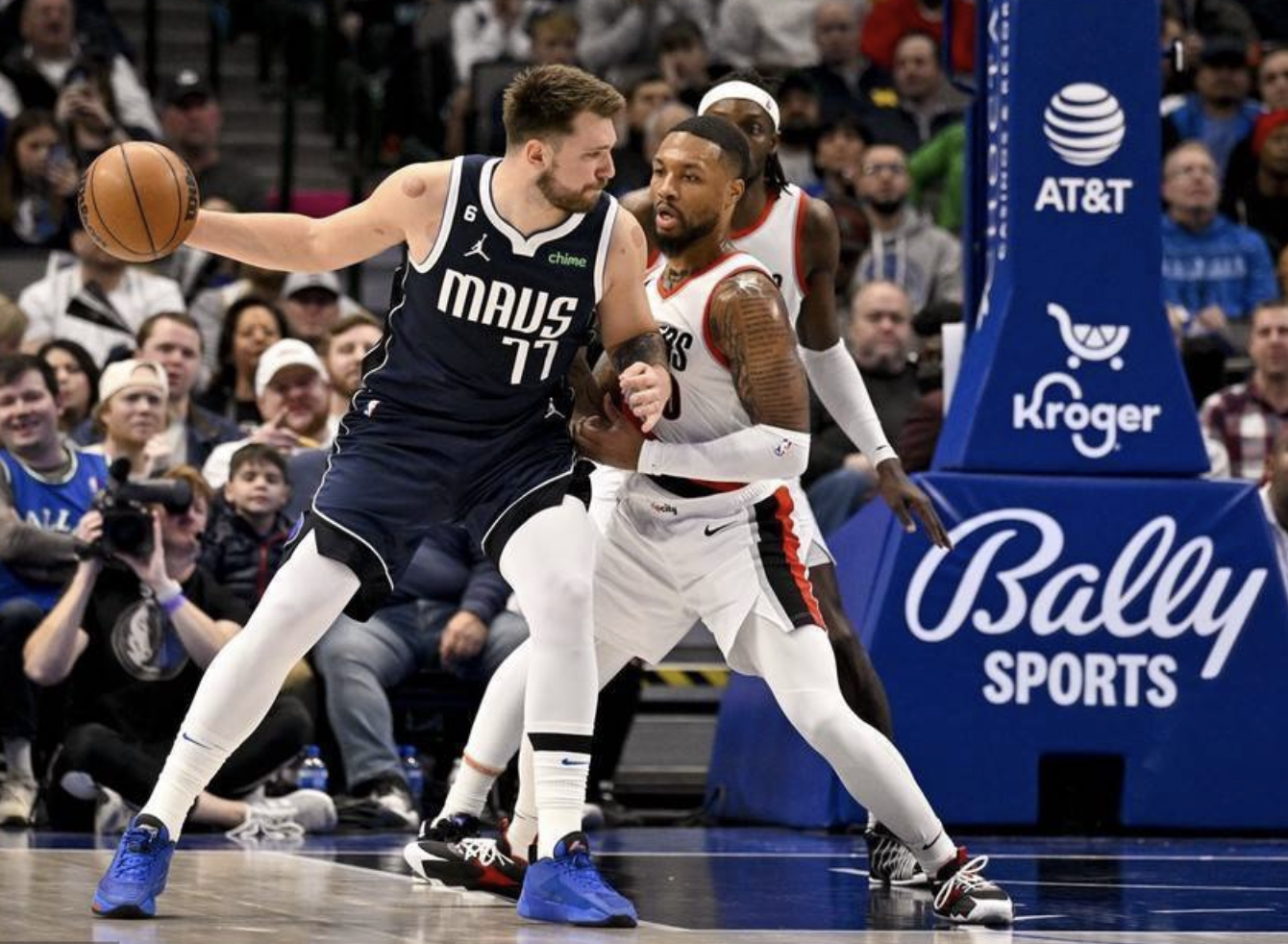【NBA常规赛】独行侠火力全开，以130-110大胜开拓者