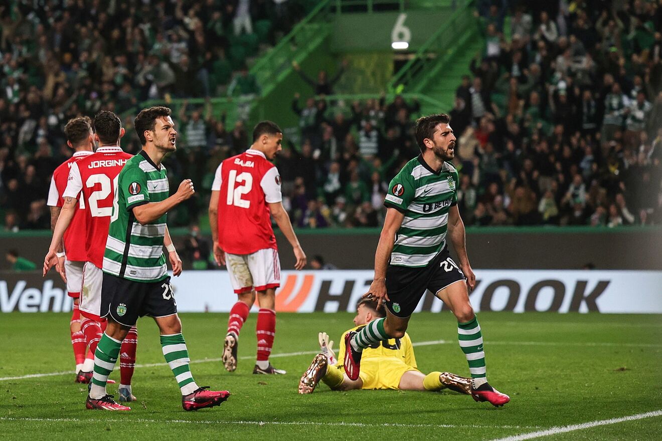 [Europa League] Morita Hidemasa sent an own goal to help Arsenal tie Sporting Lisbon 2-2