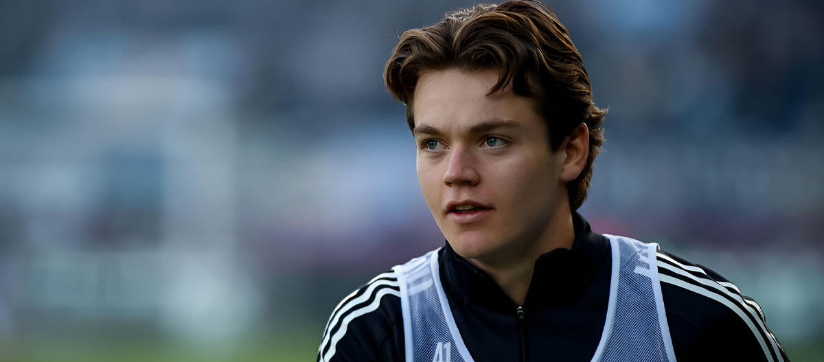Fabrizio Romano revelou que o Aston Villa está perto de contratar o meio-campista prodígio do Rosenborg, Sverre Nypan.
