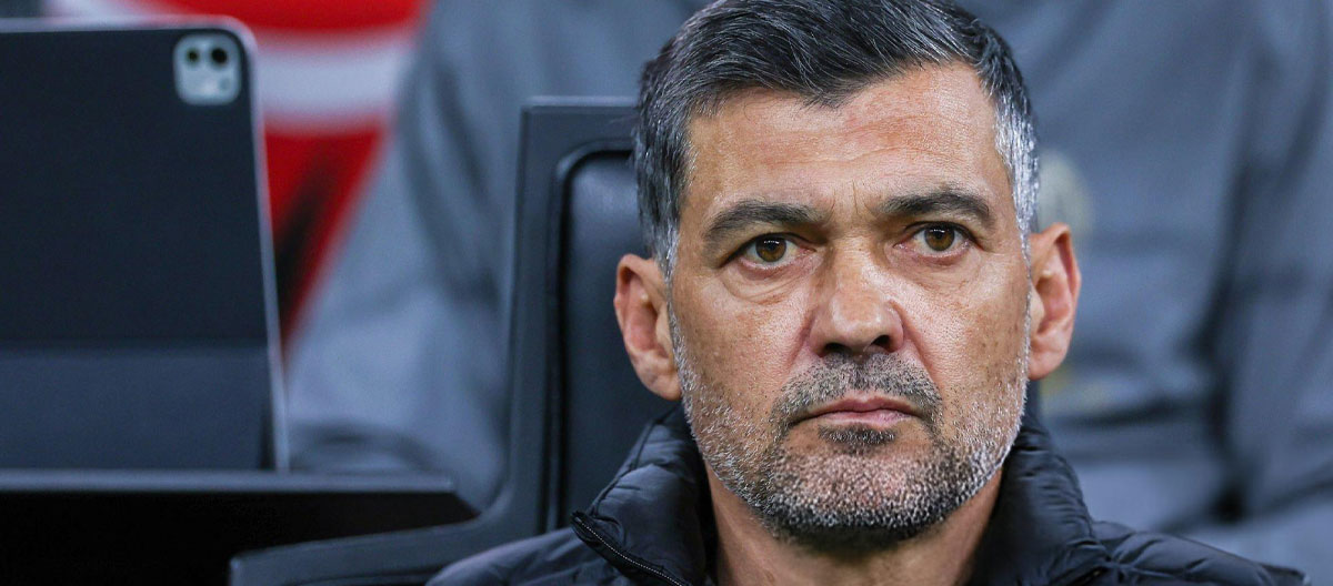 Gianluca Di Marzio tiết lộ rằng huấn luyện viên trưởng người Bồ Đào Nha của AC Milan, Sergio Conceicao có thể bị "sa thải" mà không báo trước vào mùa hè này do tranh chấp quyền lực trong ban quản lý.