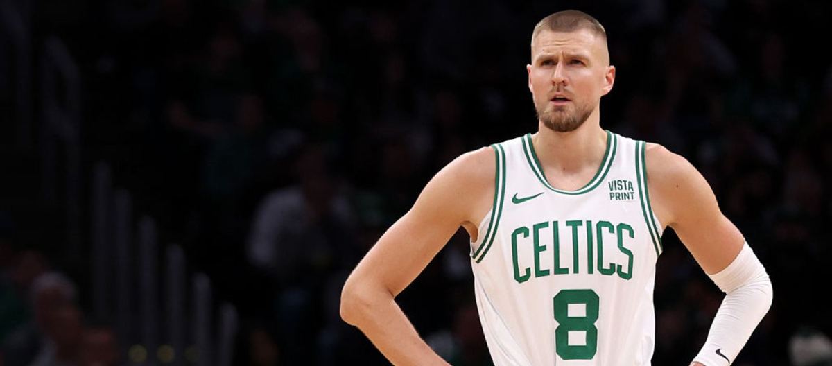 Kristaps Porzingis có khả năng sẽ chơi trong Trận 2 của loạt trận playoff với New York Knicks
