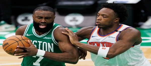 Hart đã dẫn dắt Knicks đến một cuộc lội ngược dòng ngoạn mục và đánh bại Green Army một lần nữa, dẫn trước Celtics 2-0 ở bán kết miền Đông