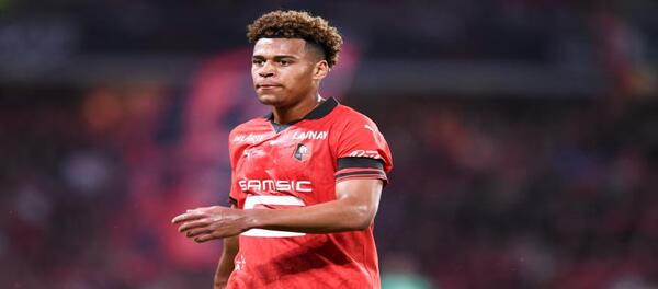 Trận chung kết Champions League đã lan truyền chóng mặt! Douai 19 tuổi lập kỷ lục với hai bàn thắng và một pha kiến tạo, Paris vô địch và thống trị châu Âu