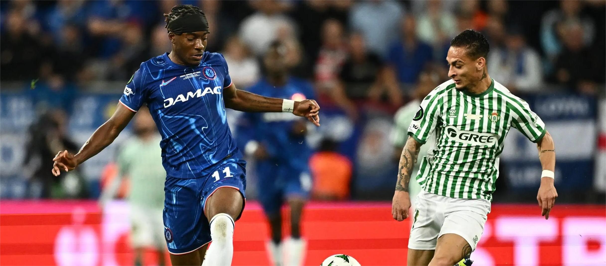 Chelsea đã có một mùa giải tuyệt vời. Madouko: Tôi rất tự hào về mọi người