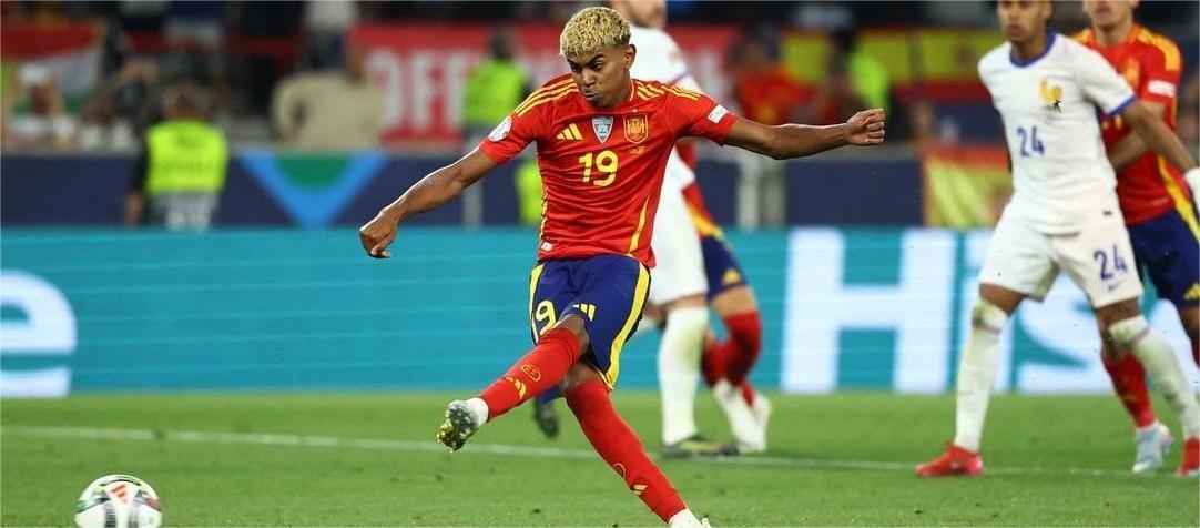 ยูฟ่า เนชั่นส์ ลีก - ยามาล ยิงสองประตูให้สเปน เอาชนะฝรั่งเศส 5-4