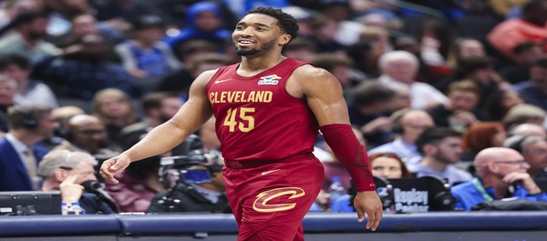 O Thunder perdeu para o Grizzlies por 80-92, Mitchell marcou 24 pontos e Wells jogou bem