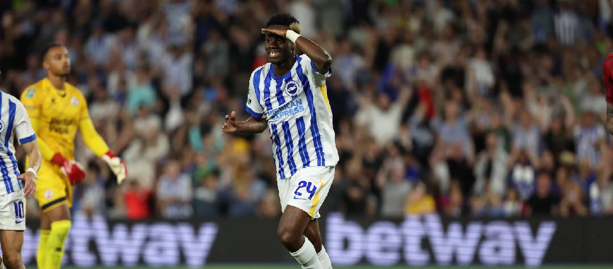 Simon Atingela sẽ gia nhập Sunderland vĩnh viễn