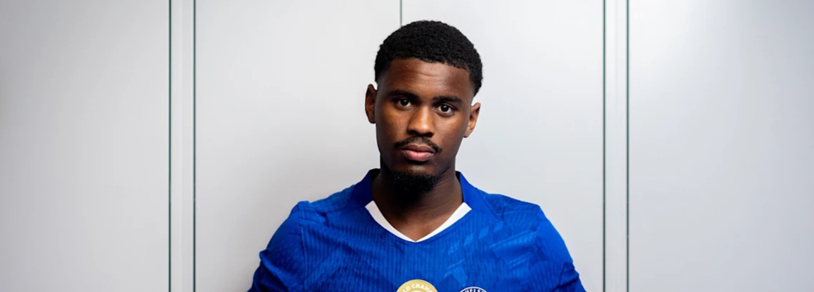 Chelsea resmi mengumumkan perekrutan bek berusia 19 tahun Jorel Harto, dengan kontrak hingga 2032