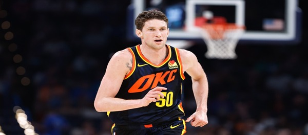 Suns menyambut asisten pelatih baru, veteran pensiunan Muscala, untuk melatih