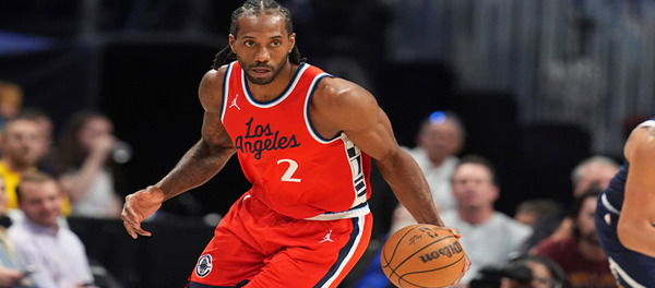 O futuro dos Clippers está em dúvida, pois eles não constroem mais em torno de Leonard