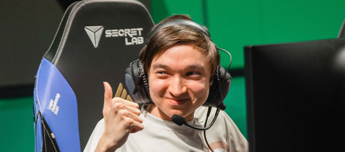 《英雄联盟》：前FlyQuest中单选手Toucouille脑病痊愈，宣布复出..