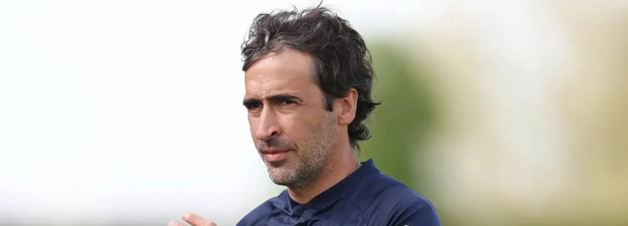 Agente: Relatos de que Raúl pode treinar o Borussia Mönchengladbach são falsos