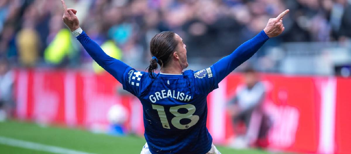 Jack Grealish admite que ainda tem espaço para melhorar e espera trazer mais valor para a equipe