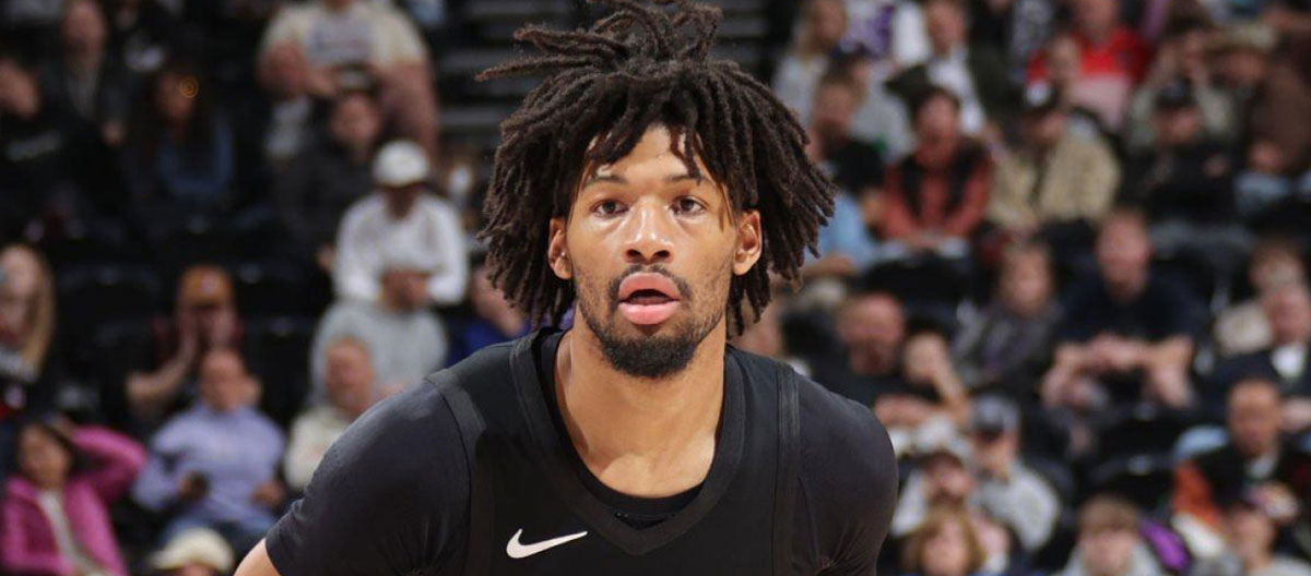 O Portland Trail Blazers renovou oficialmente o contrato do ala-armador Shaedon Sharpe por quatro anos e US$ 90 milhões.