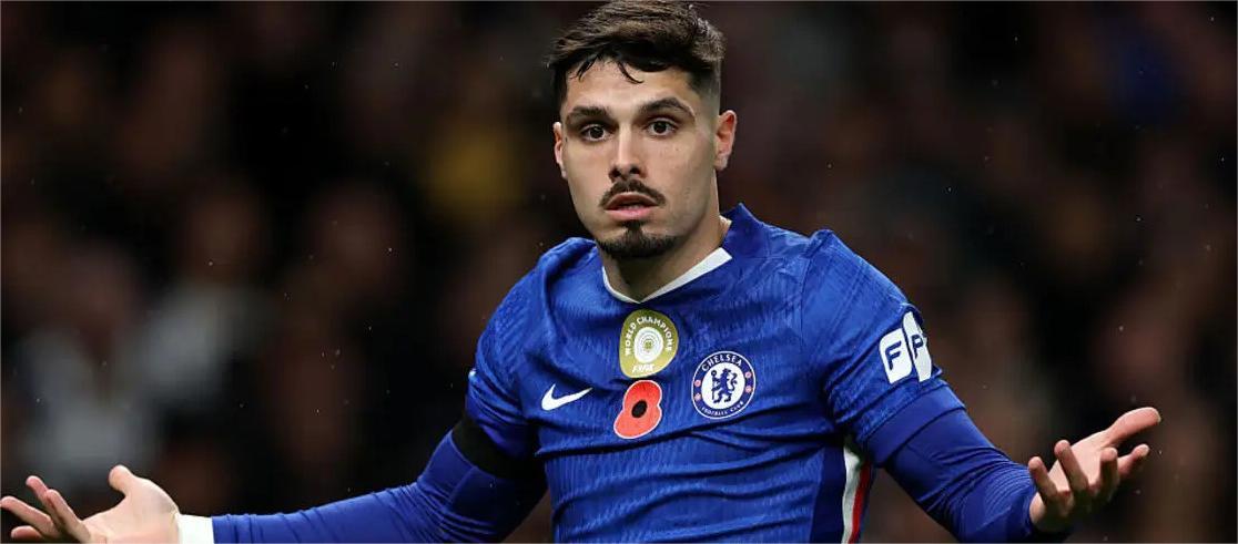 Karena masalah kecil, Pedro Neto tidak akan berpartisipasi dalam pertandingan melawan Qarabag.