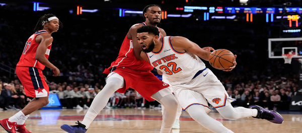 Karl-Anthony Towns alcança a marca de 15.000 pontos na vitória de virada dos Knicks sobre os Wizards por 119 a 102, garantindo a segunda vitória consecutiva da equipe.