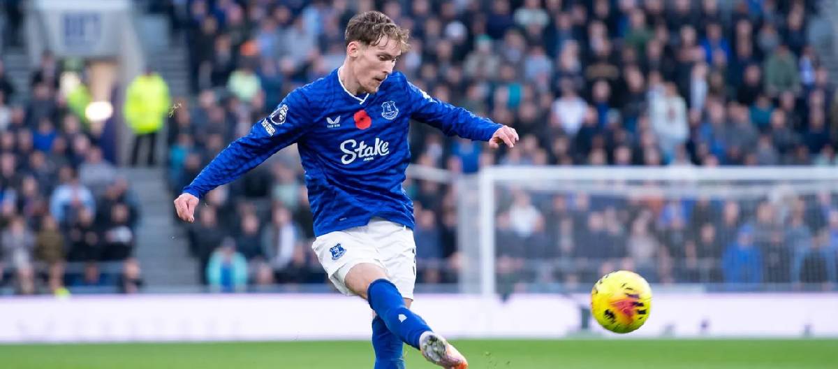 David Moyes: James Garner adalah pemain yang sangat bagus yang secara konsisten mempertahankan kinerja tingkat tinggi.