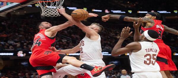 คะแนน 31 แต้มของมิตเชลล์นั้นไร้ผลช่วยให้แร็ปเตอร์สเอาชนะคาเวเลียร์สไปได้ 126-113