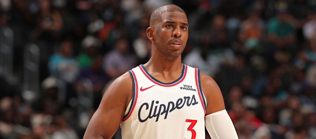 O ala-armador Chris Paul, 12 vezes All-Star do Los Angeles Clippers, anunciou oficialmente sua aposentadoria surpreendente ao final da temporada.