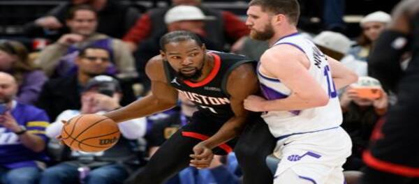 Shen Jing e Durant combinaram para 52 pontos e os Rockets derrotaram o Jazz por 129 a 101.