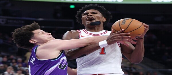 Doncic scored 34 points and Reeves 33 points as the Lakers defeated the Pelicans 133-121.