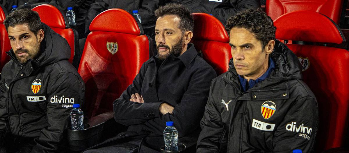 卡洛斯·科尔贝兰:我们会仔细回顾比赛,争取在下一场踢得更好