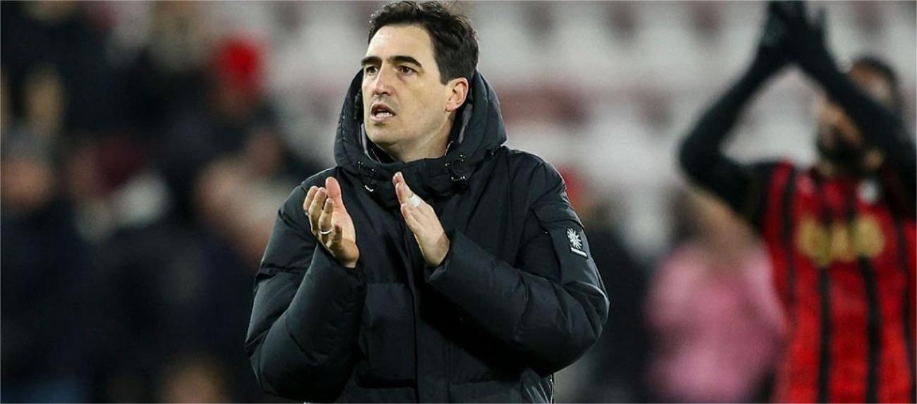 Mặc dù chỉ có được trận hòa trước Chelsea, Iraola vẫn hài lòng với màn trình diễn của Bournemouth.