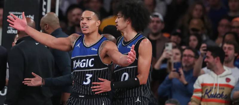 戴斯蒙德·巴恩将球砸向对手 NBA开罚35,000美元