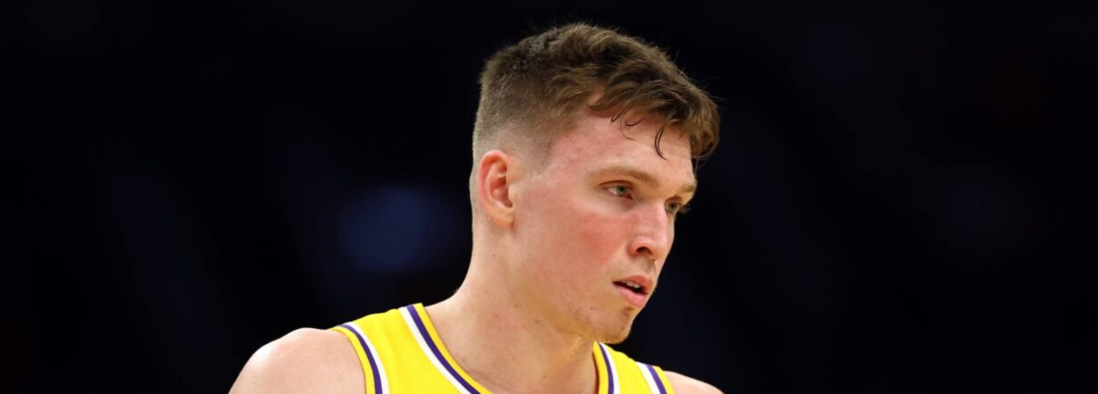 Reporter Amerika: Lakers secara aktif berupaya memperkuat susunan pemain mereka dan sedang mempertimbangkan untuk memasukkan Knecker ke daftar pemain yang akan ditukar.