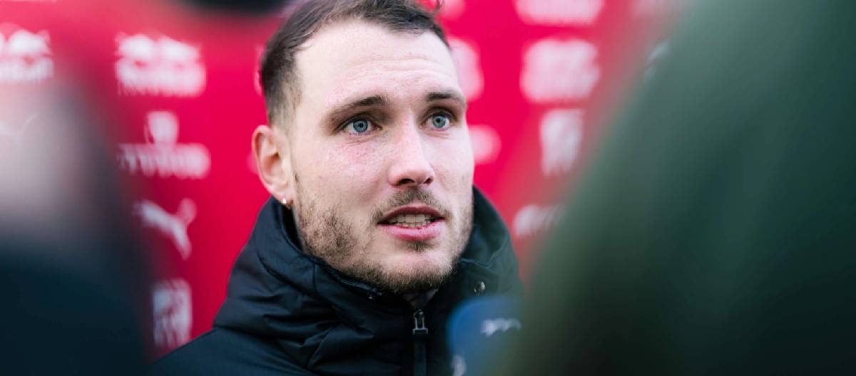 David Raum tin rằng đội bóng nên chơi theo nhịp độ riêng của mình để kiểm soát trận đấu một cách hiệu quả.