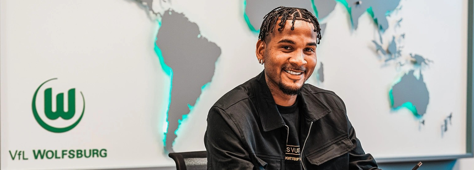 O zagueiro do Flamengo, Clayton, se juntará ao Wolfsburg em uma transferência gratuita, com um contrato de quatro anos e meio.