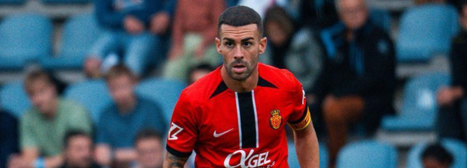 Pemutusan kontrak dini Dani Rodriguez dengan Mallorca, dan kritik publiknya terhadap pelatih kepala, menjadi pemicunya.