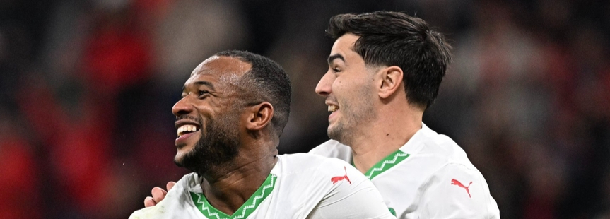 Giải vô địch bóng đá châu Phi – Kabi lập cú đúp giúp Morocco đánh bại Zambia 3-0 để tiến vào vòng 16 đội.