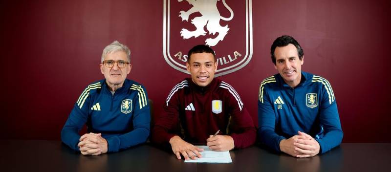 Alisson yang berusia 19 tahun bergabung dengan Aston Villa mengenakan jersey nomor 47.