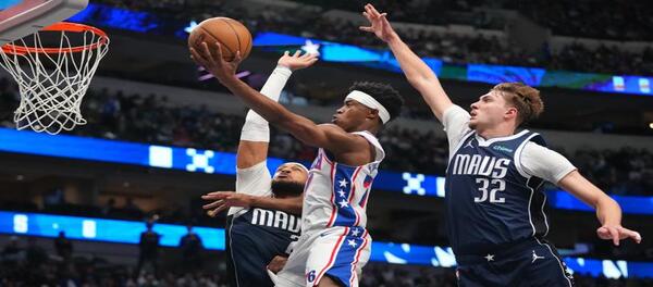Maxi ghi được 34 điểm, giúp 76ers giành chiến thắng áp đảo 123-108 trước Mavericks.