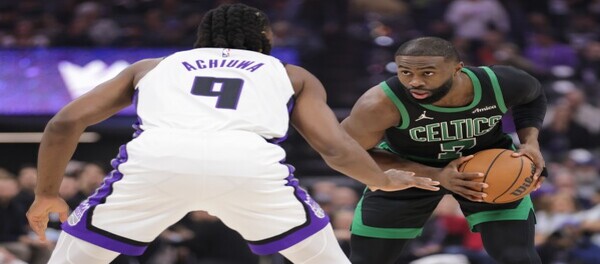 25 điểm của DeRozan vẫn không đủ để giúp Celtics giành chiến thắng trước Kings với tỷ số 120-106.