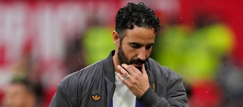 Ruben Amorim langsung dipecat setelah secara terbuka mengkritik manajemen Manchester United.