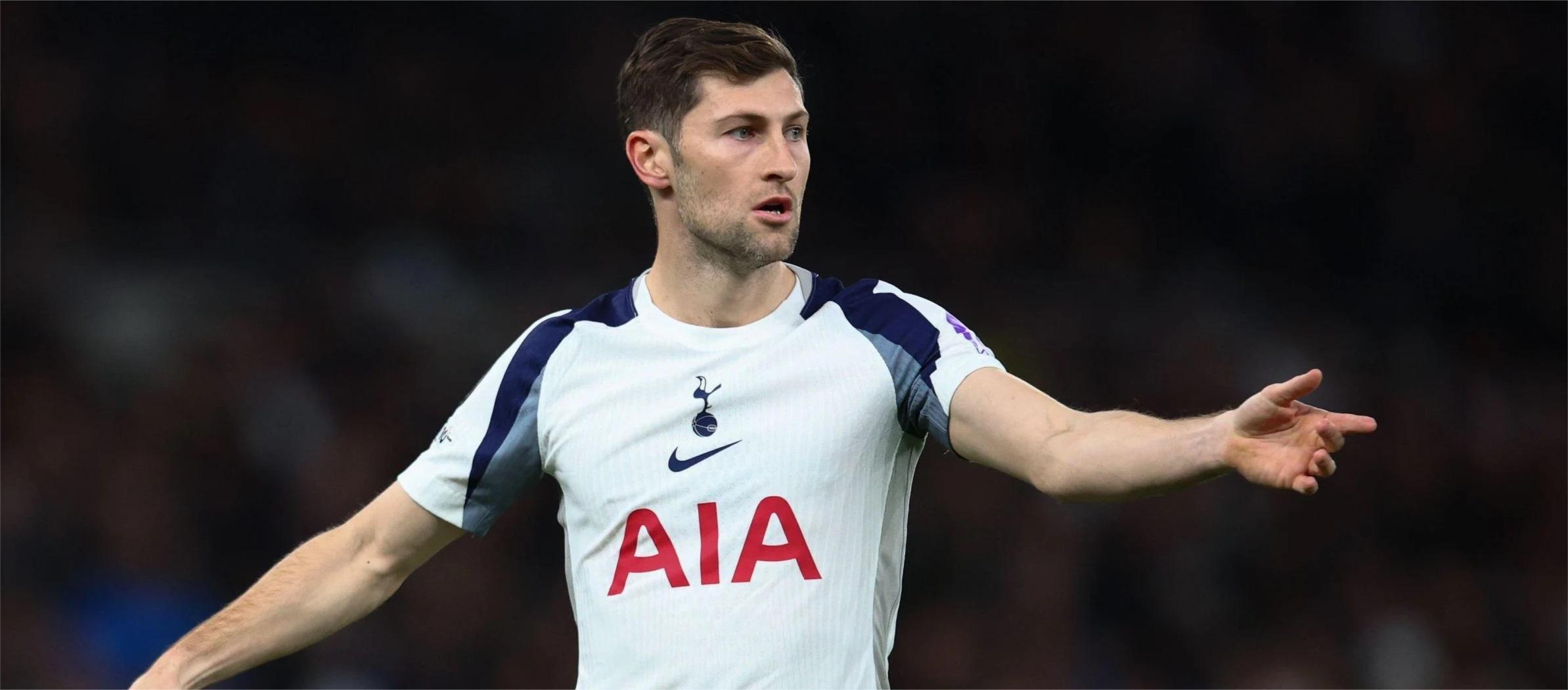 Ben Davies, yang mencetak gol untuk Tottenham, mengatakan dia senang mendengar sorak sorai para penggemar.