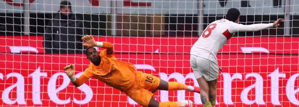 Serie A – Sundulan Leão membuat Stanciu gagal mengeksekusi penalti, AC Milan menahan Genoa imbang 1-1 di kandang.