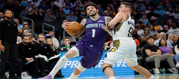 鲍尔33分仍无力救主 步行者以114-112拿下黄蜂