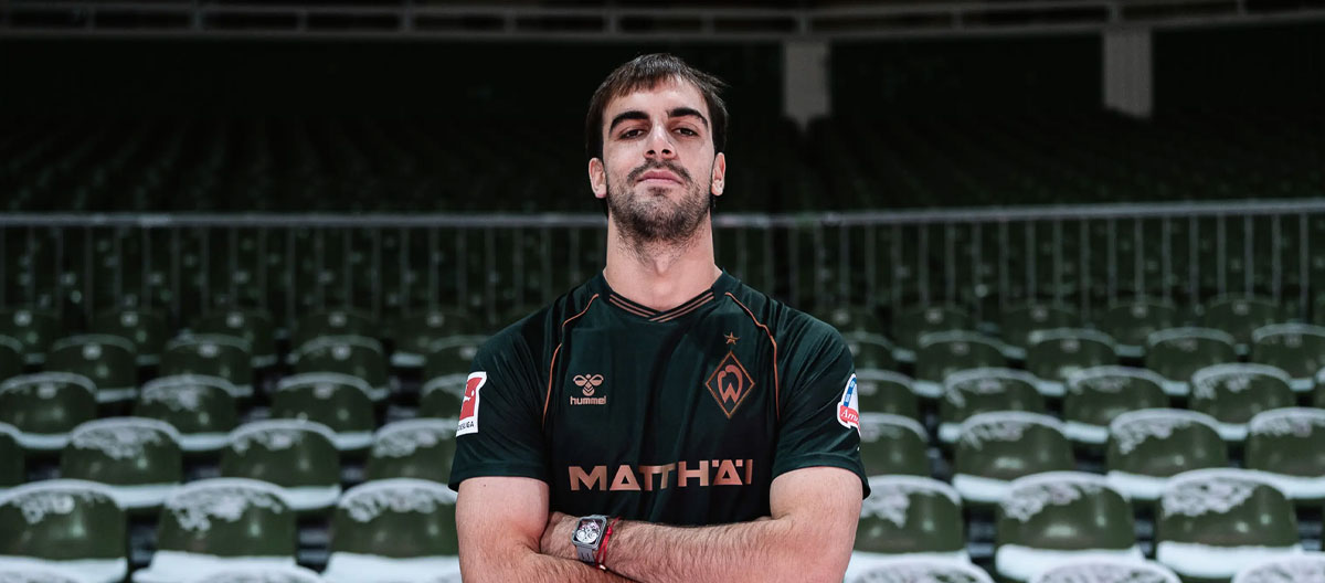 Tiền đạo quốc tế người Serbia của Stuttgart, thần đồng Jovan Milošević gia nhập Werder Bremen theo dạng cho mượn..